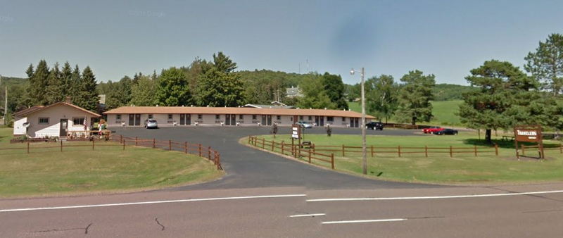 Travelers Motel - From Web Listing (newer photo)